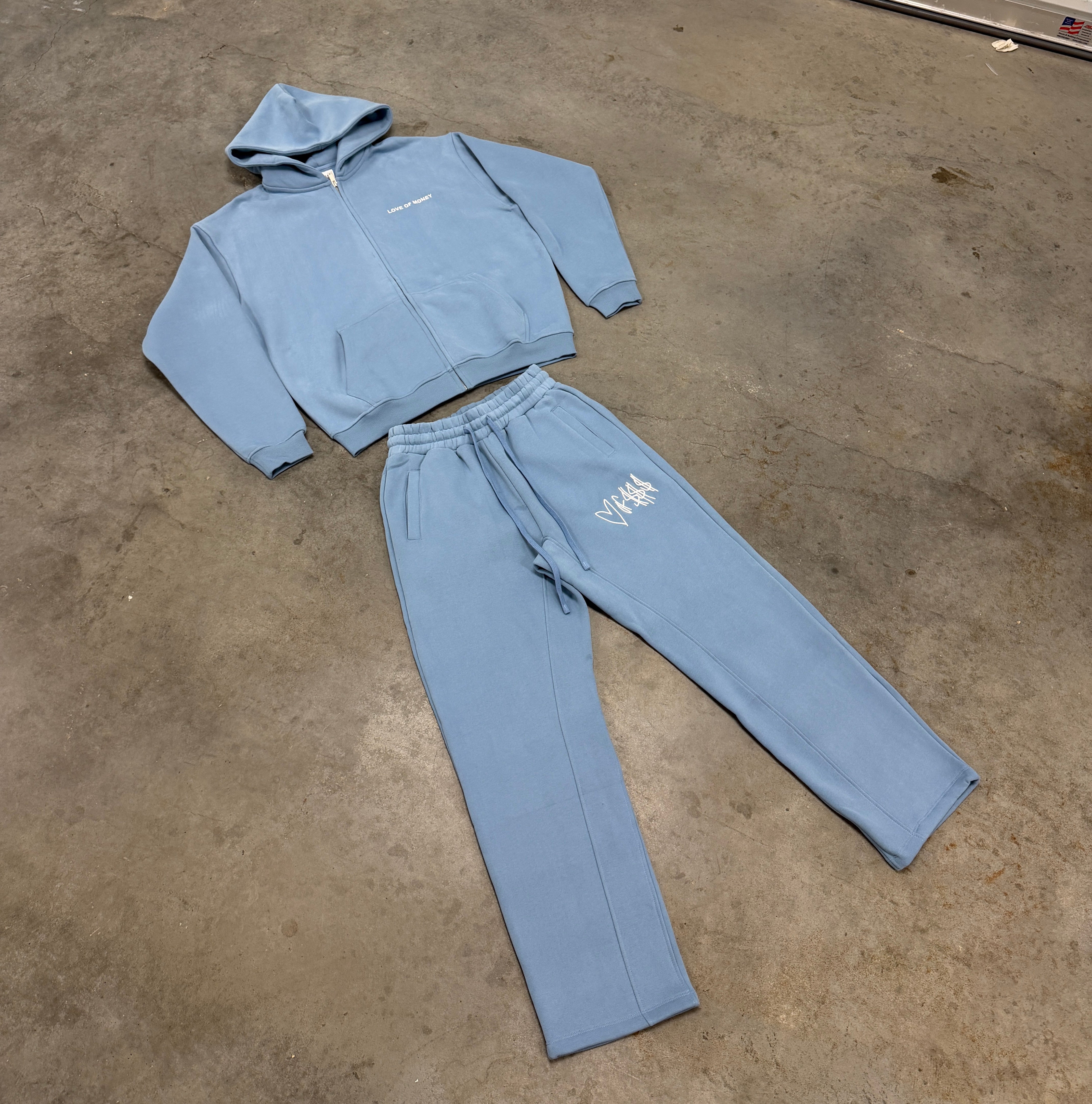 CLASSIC RELAXED ZIP